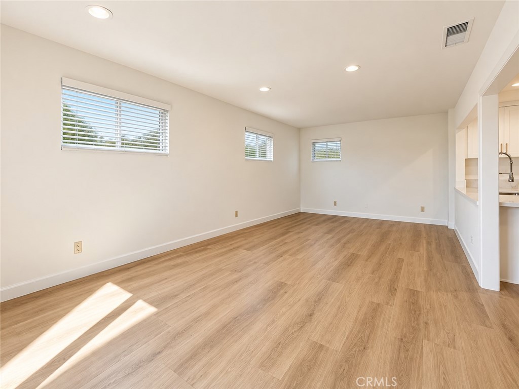 18637 San Antonio Street Property Photo 2