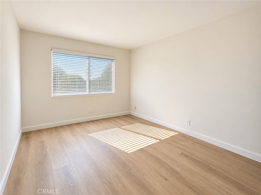 18637 San Antonio Street Property Photo 9
