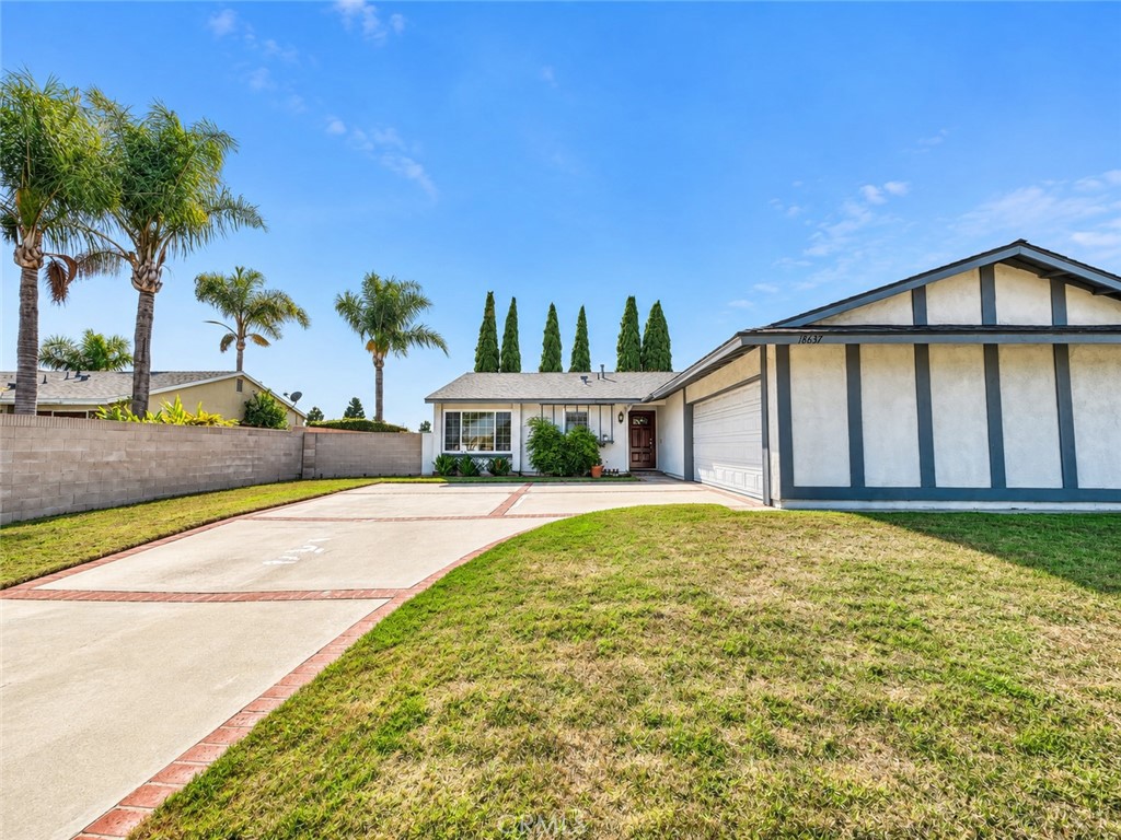 18637 San Antonio Street Property Photo 12