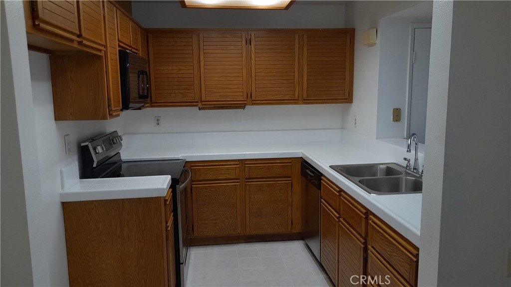 25712 Le Parc 31 Property Photo 4