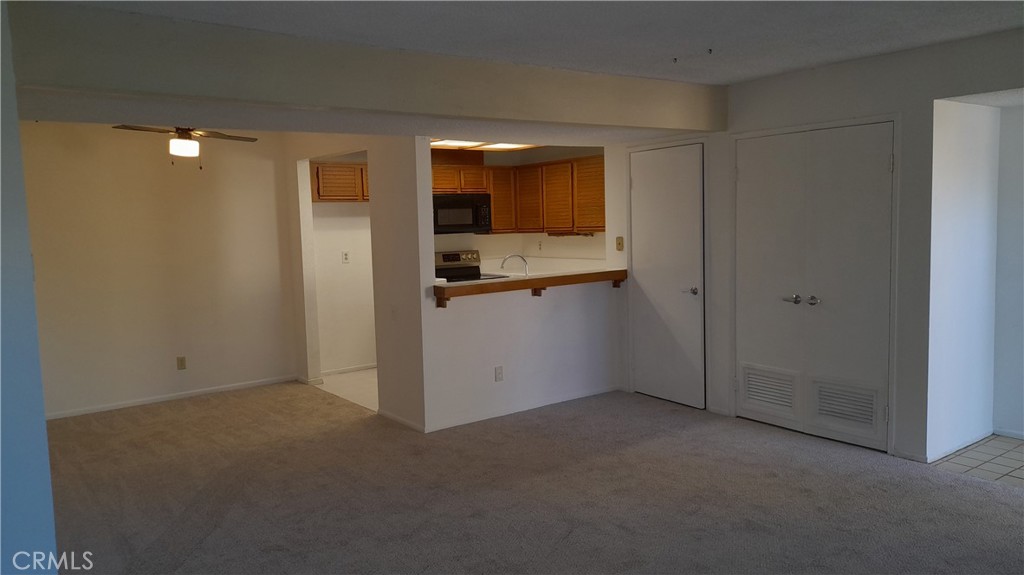 25712 Le Parc 31 Property Photo 6