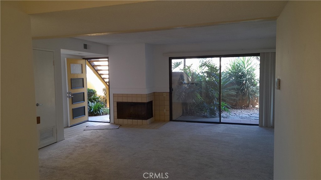 25712 Le Parc 31 Property Photo 7