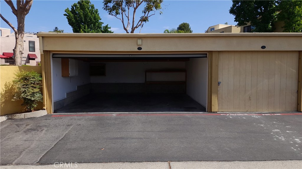 25712 Le Parc 31 Property Photo 15