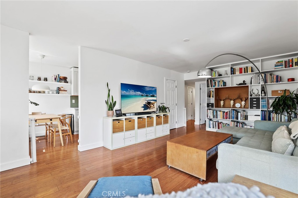 25987 Via Pera Property Photo 6