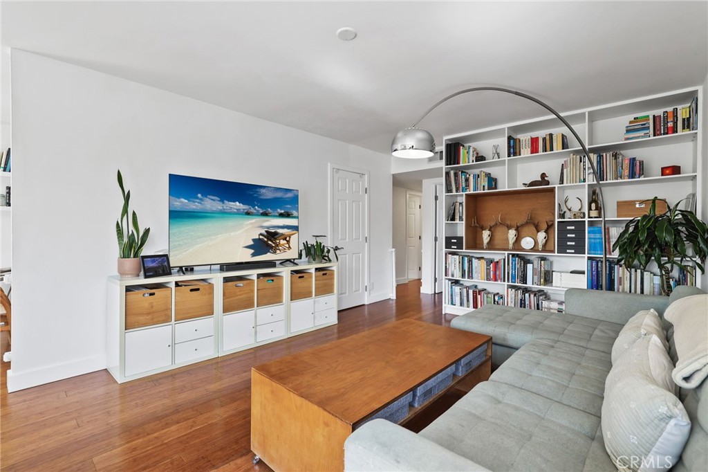 25987 Via Pera Property Photo 7