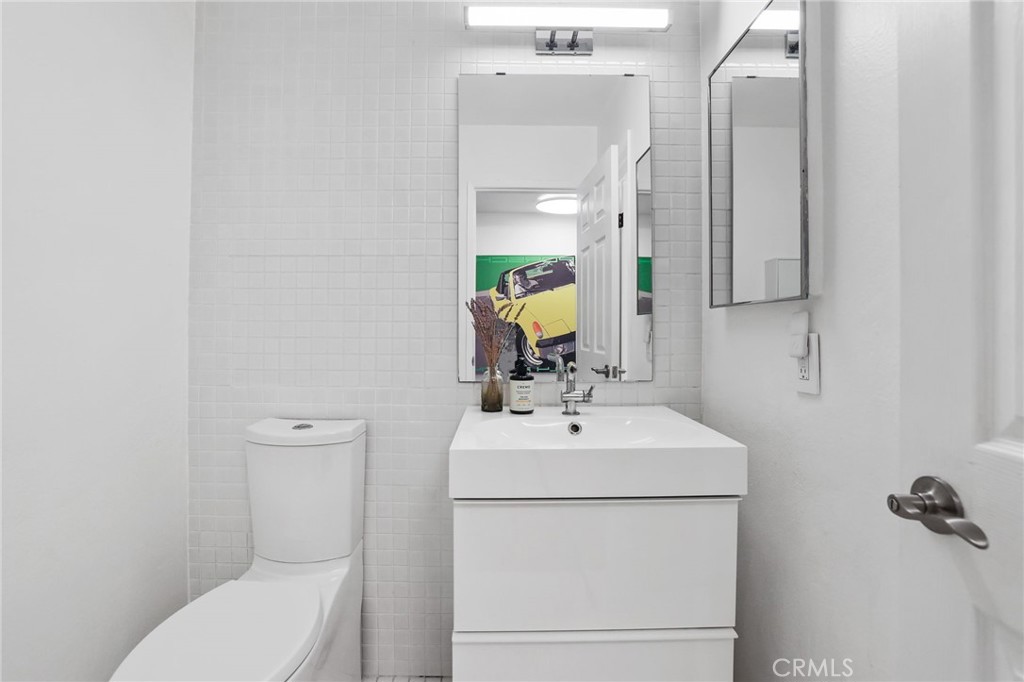 25987 Via Pera Property Photo 9