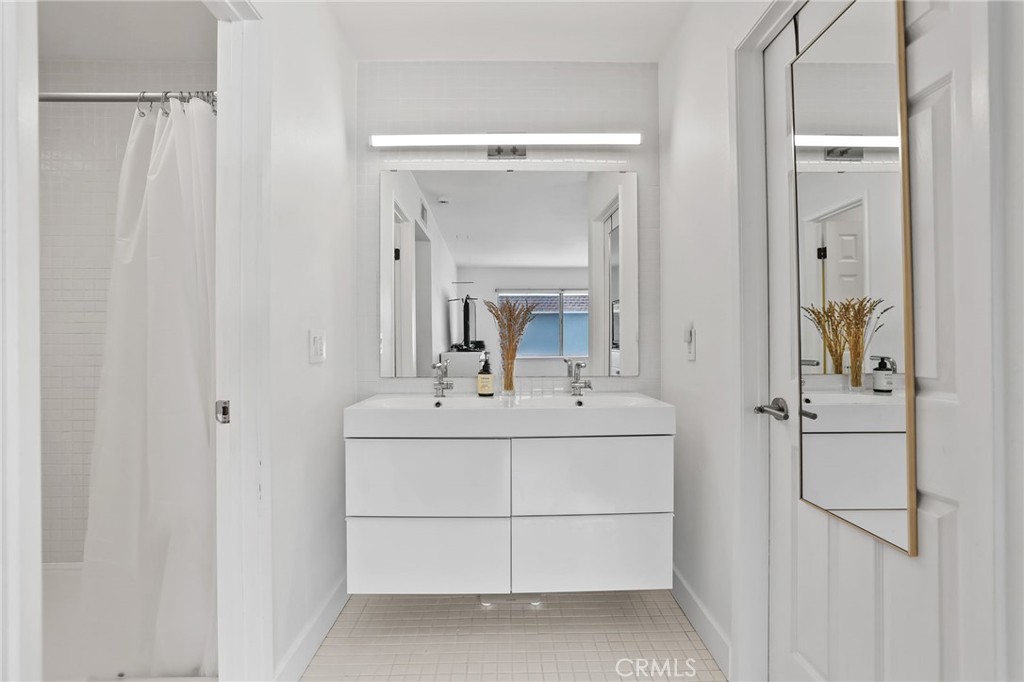 25987 Via Pera Property Photo 12
