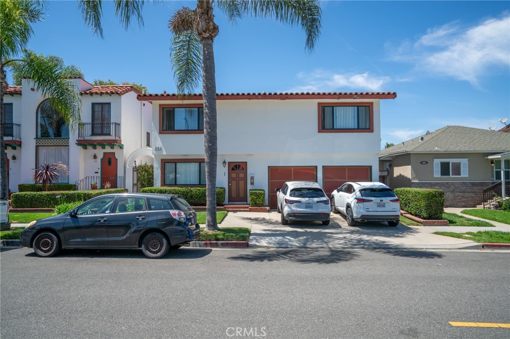 825 Roswell Avenue Property Photo 4