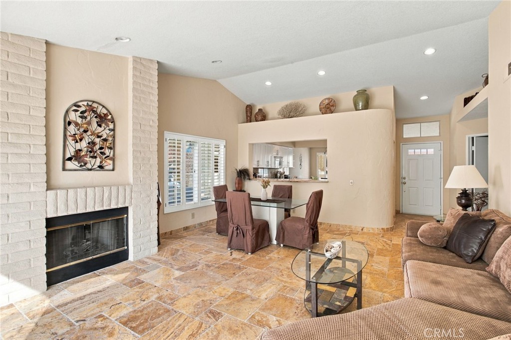 684 Vista Lago Circle N Property Photo 15