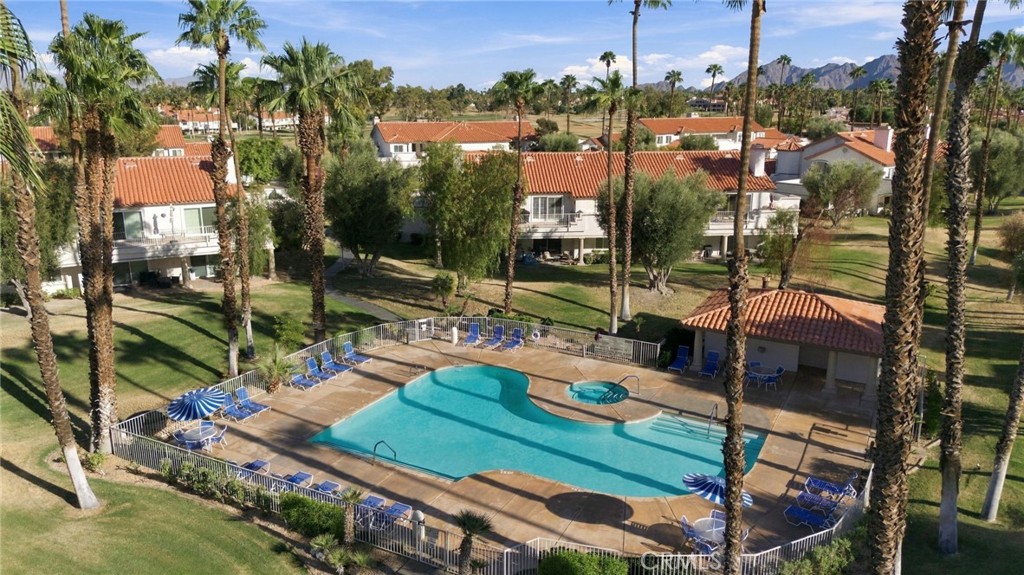 684 Vista Lago Circle N Property Photo 32