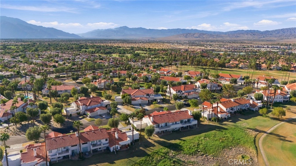 684 Vista Lago Circle N Property Photo 38
