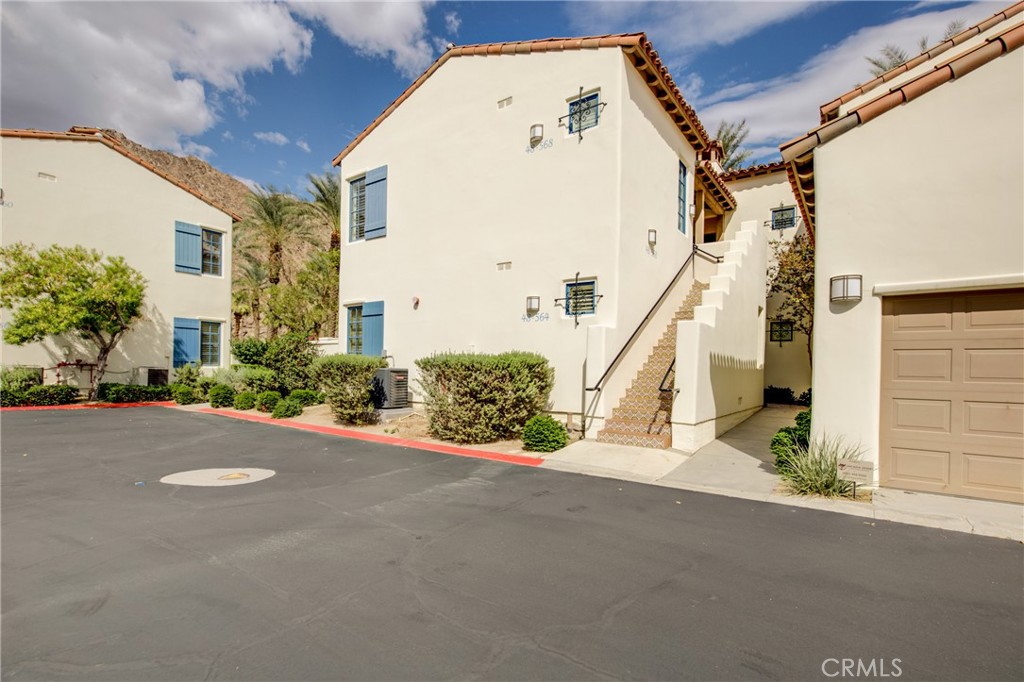 48568 Legacy Property Photo 2