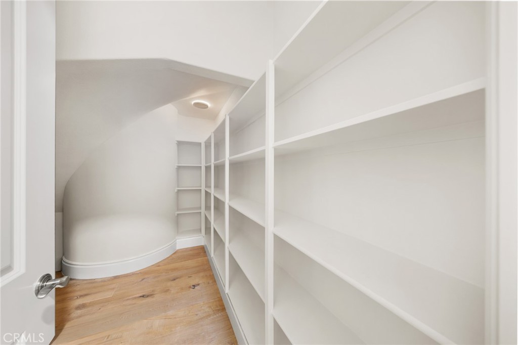 119 Gardenview Property Photo 13