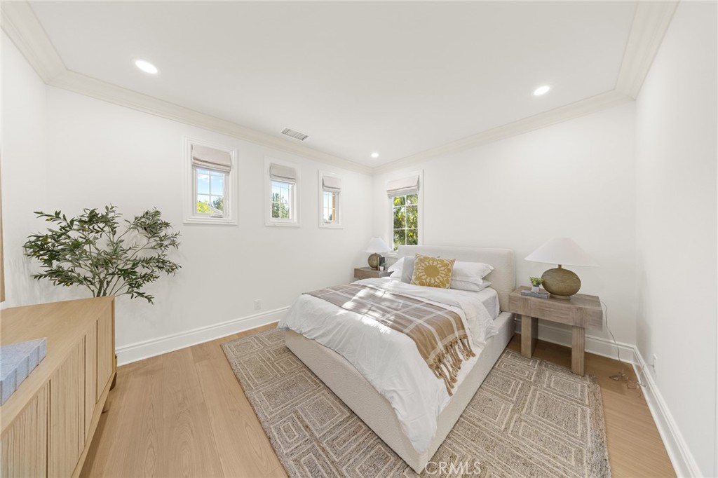 119 Gardenview Property Photo 33