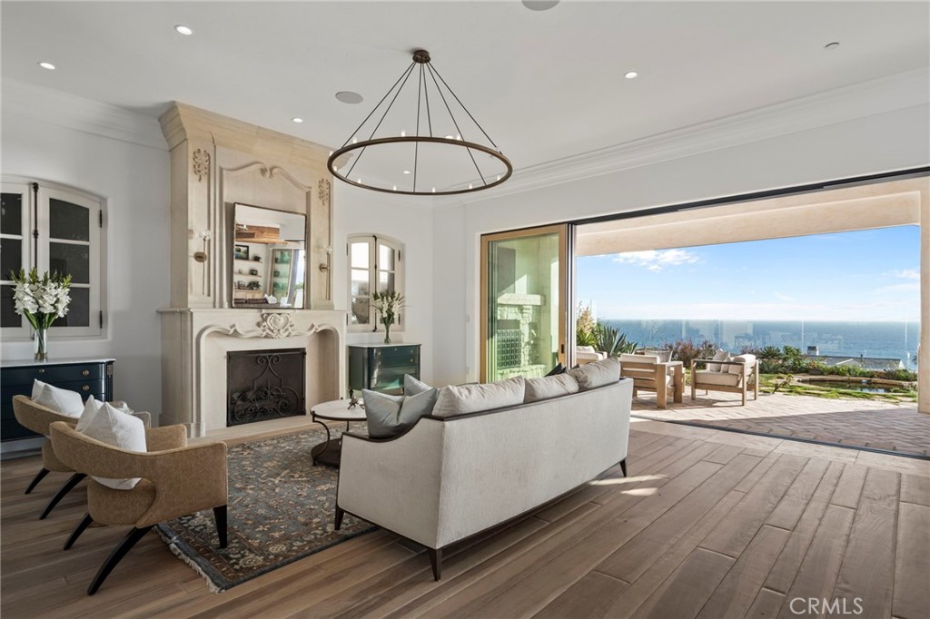 64 Ritz Cove Property Photo 5