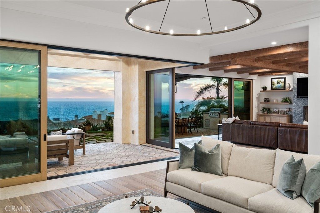 64 Ritz Cove Property Photo 13