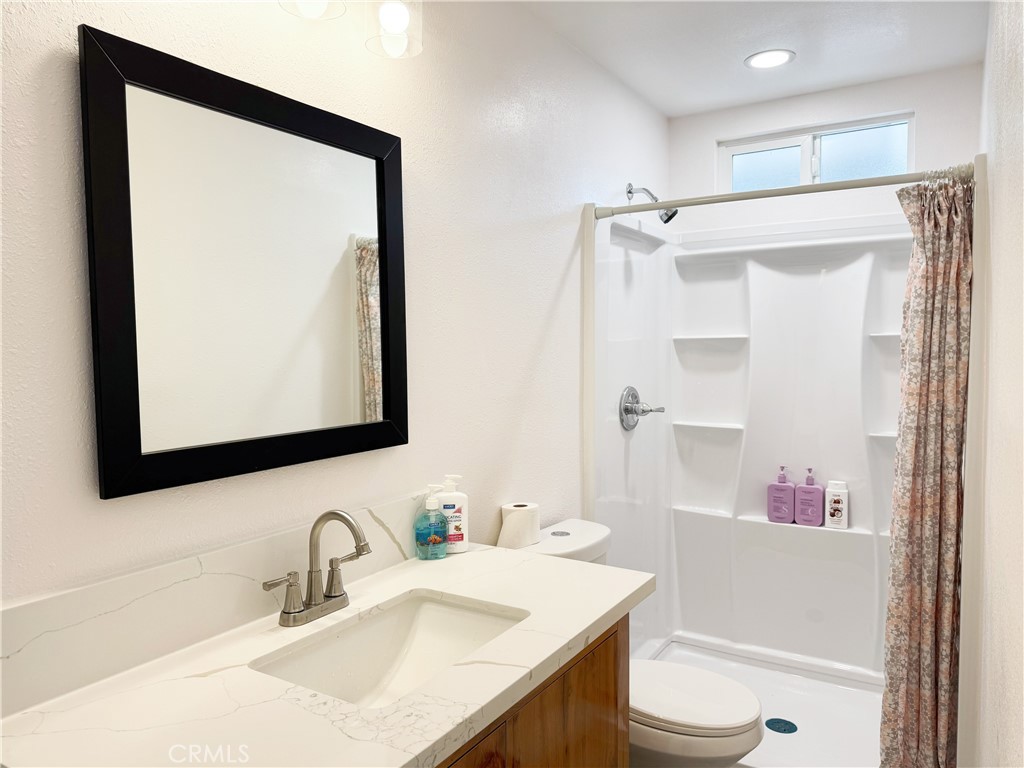 114 W Olive Property Photo 8