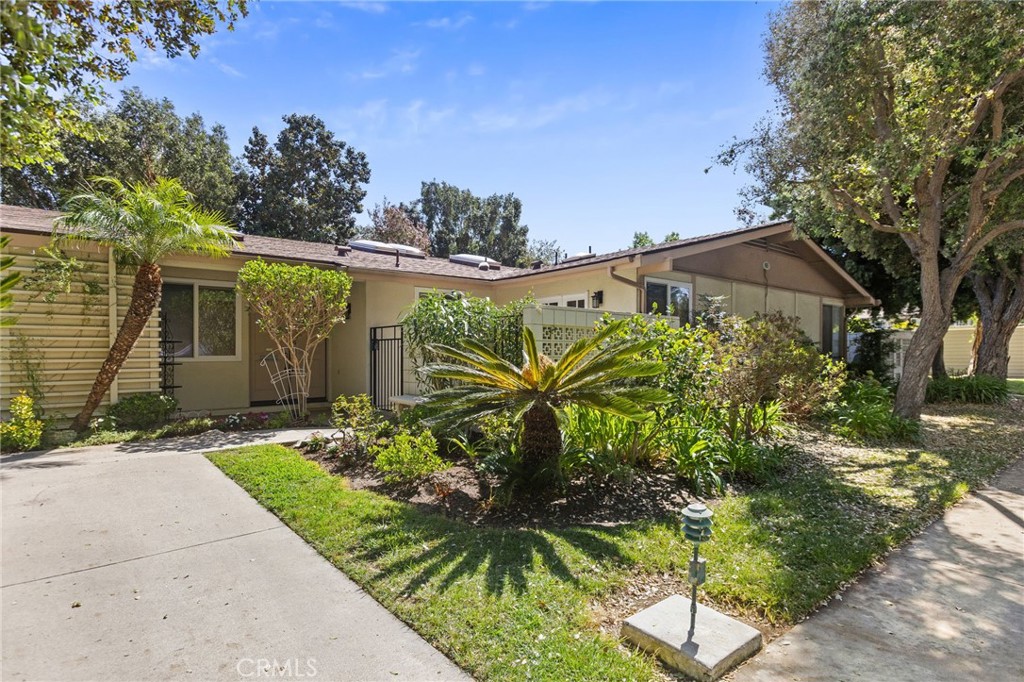 65 Calle Aragon B Property Photo