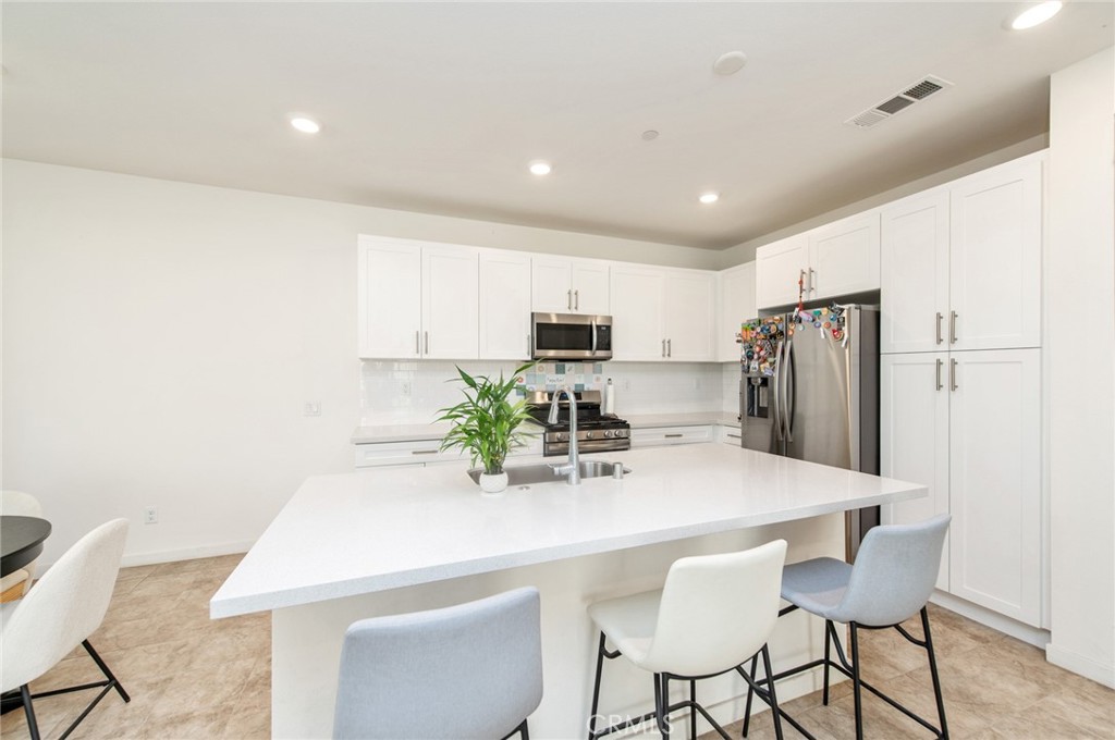 3675 S Nexa Paseo Property Photo 3