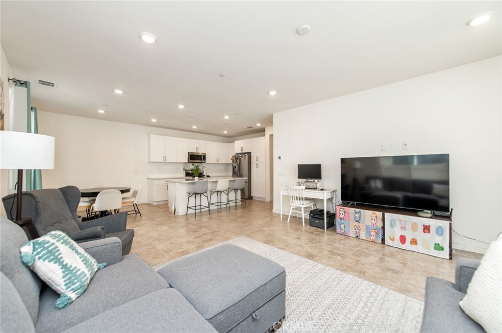 3675 S Nexa Paseo Property Photo 7