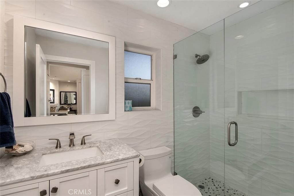 900 Pacific Coast Property Photo 10