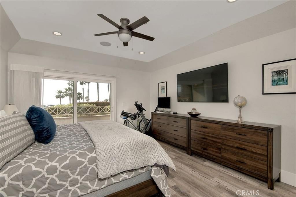 900 Pacific Coast Property Photo 15