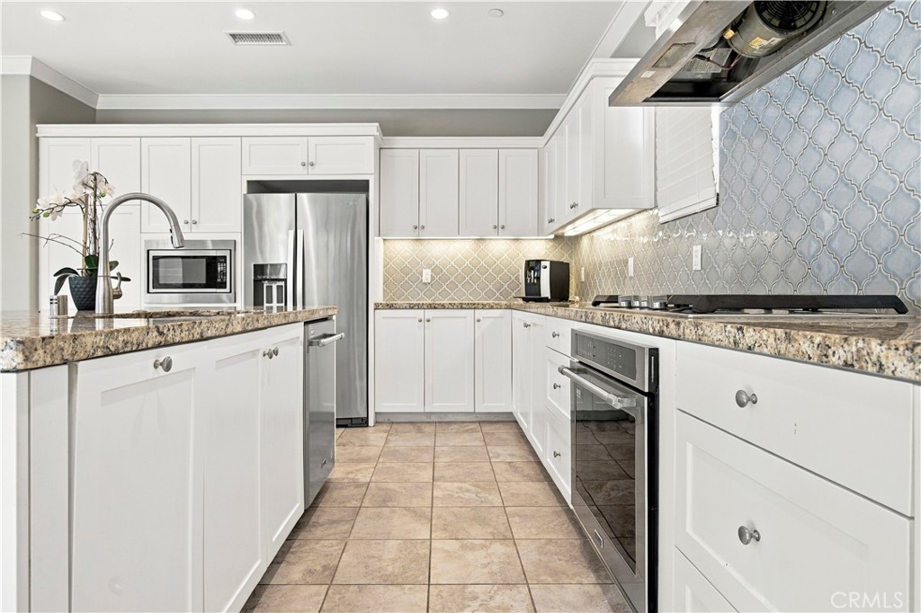 56 Quill Property Photo 13