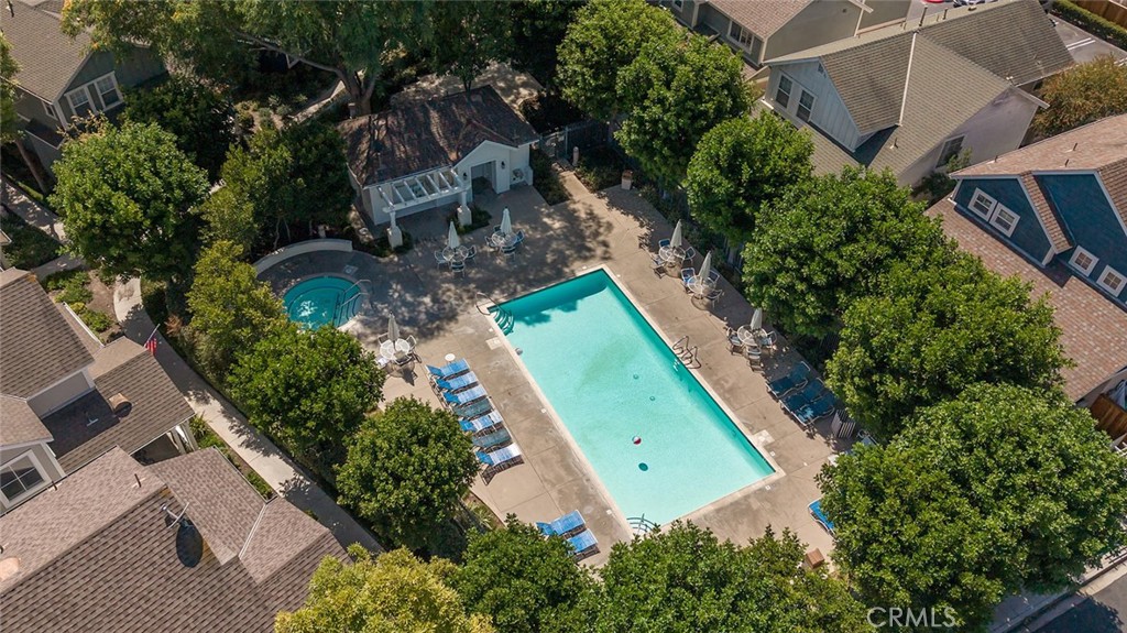19 Picket Property Photo 27