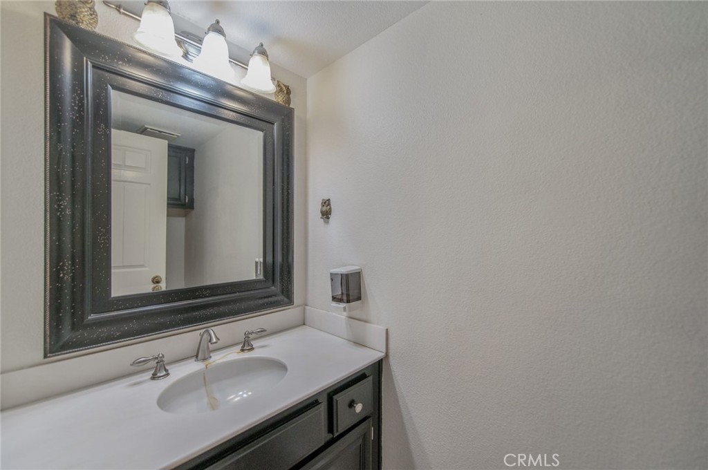51 Cape Cod Property Photo 10