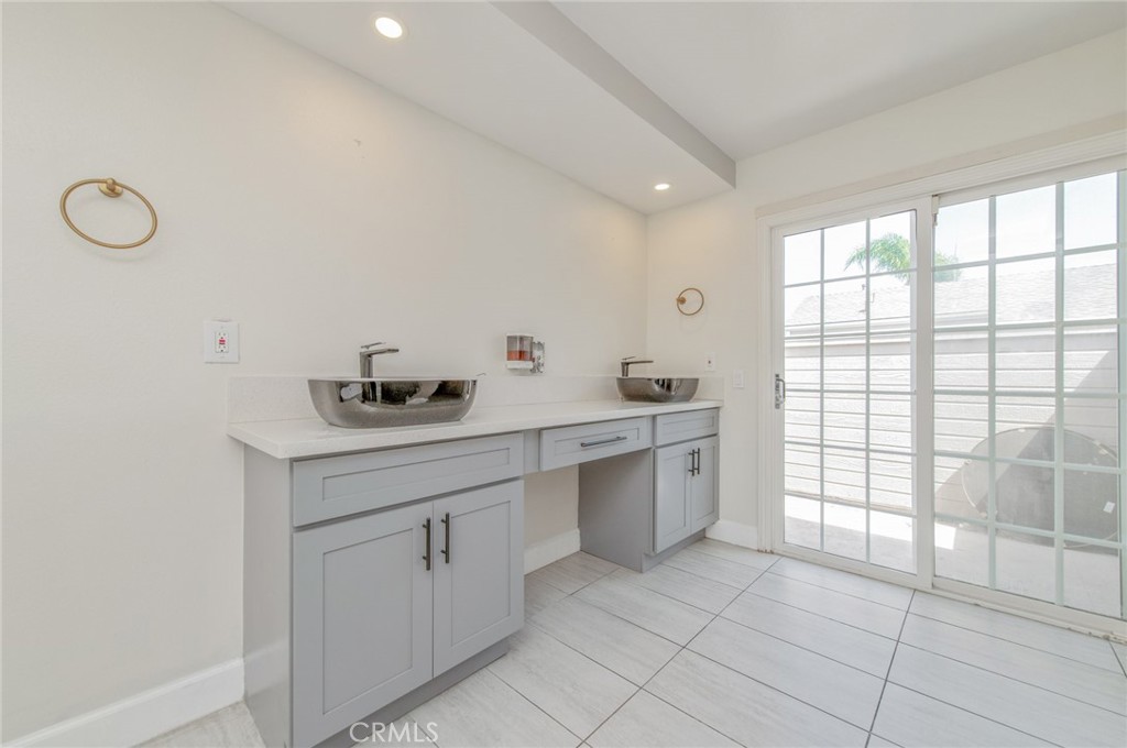 51 Cape Cod Property Photo 28