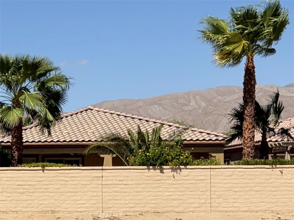 81059 Avenida Vidrio Property Photo 17