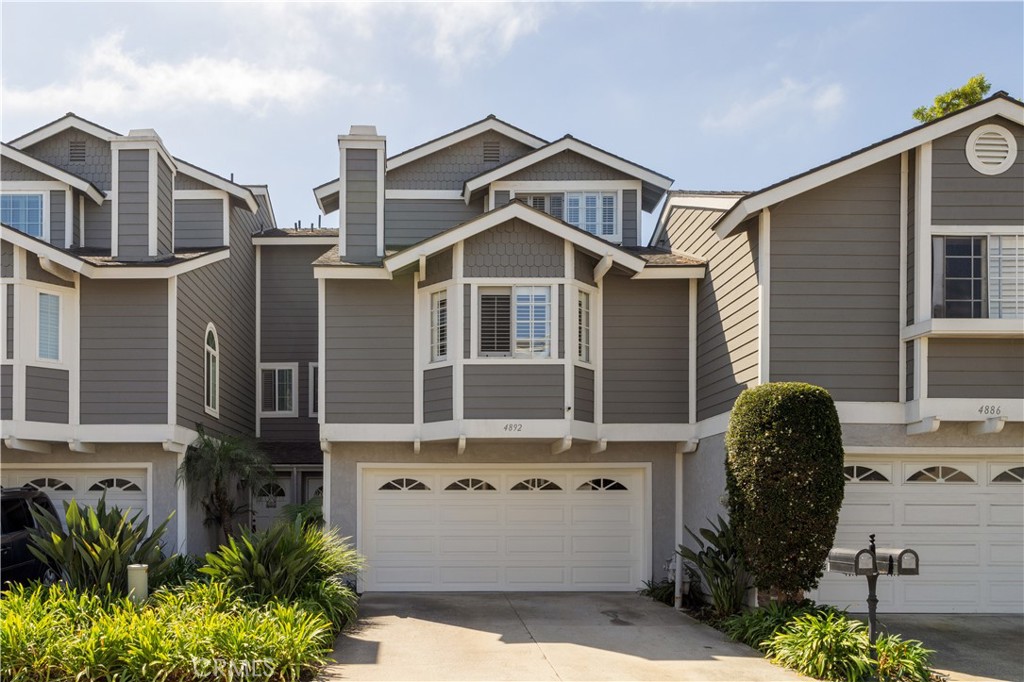 4892 Searidge Cir