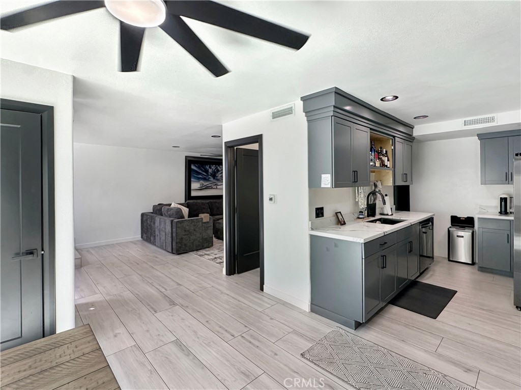 22916 Via Cereza Property Photo 6