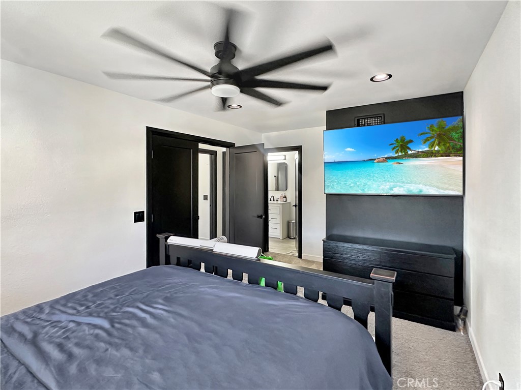 22916 Via Cereza Property Photo 13