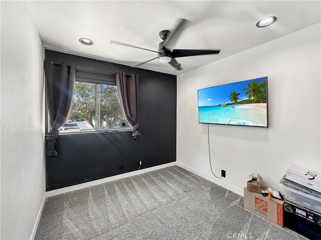 22916 Via Cereza Property Photo 16