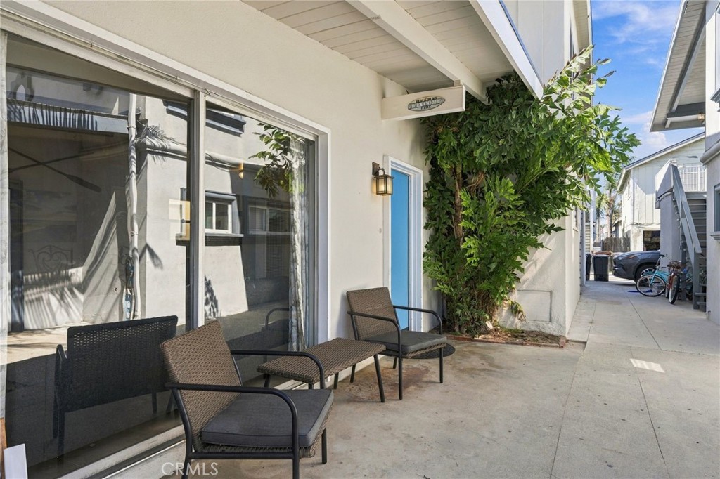 125 41st Property Photo 5