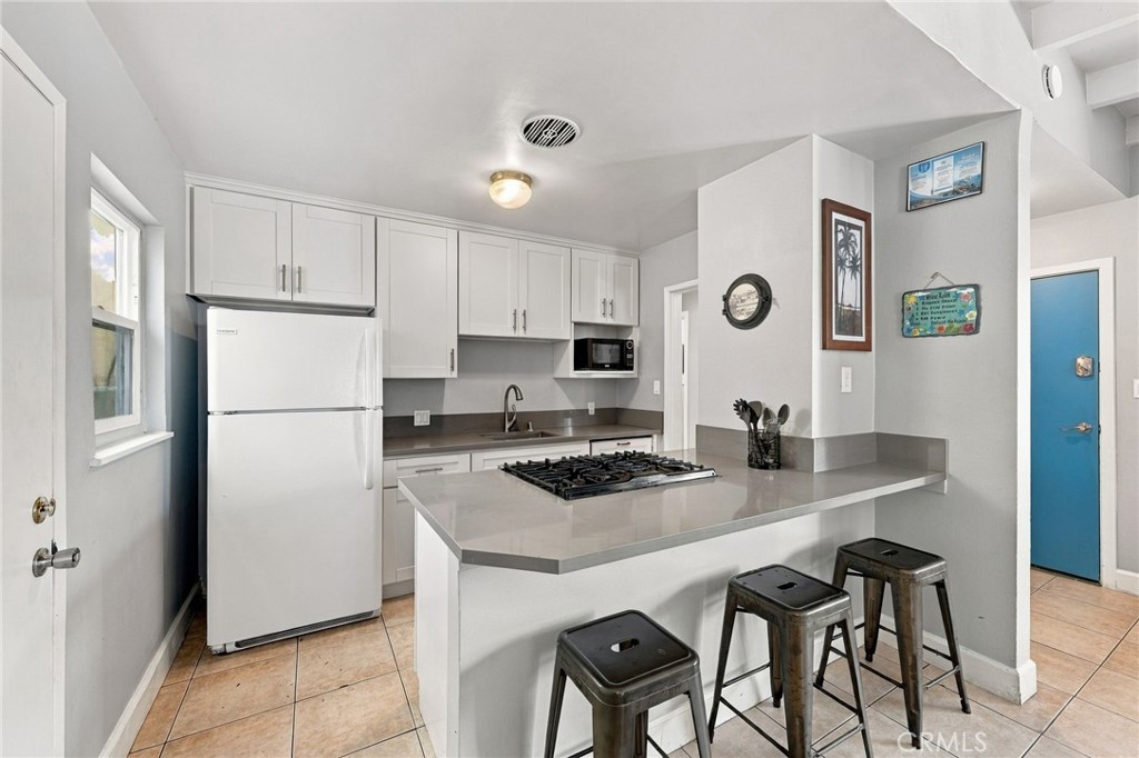 125 41st Property Photo 9