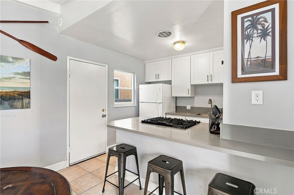 125 41st Property Photo 10