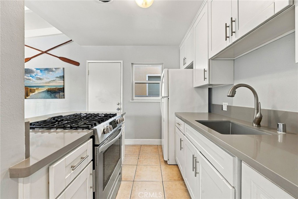 125 41st Property Photo 11