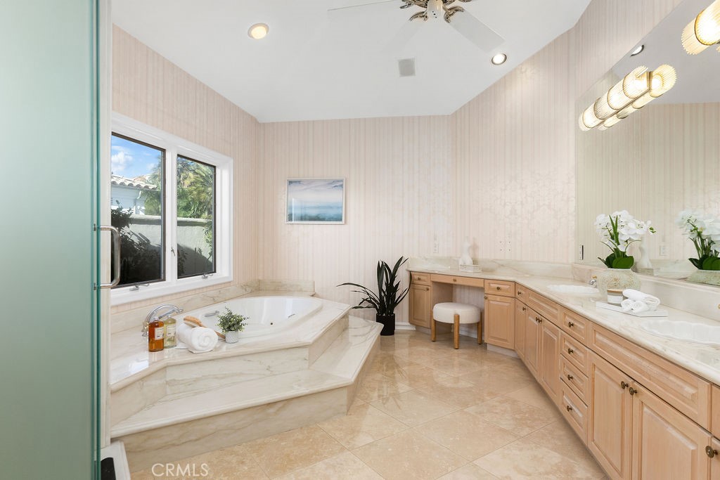 29 Marbella Property Photo 27