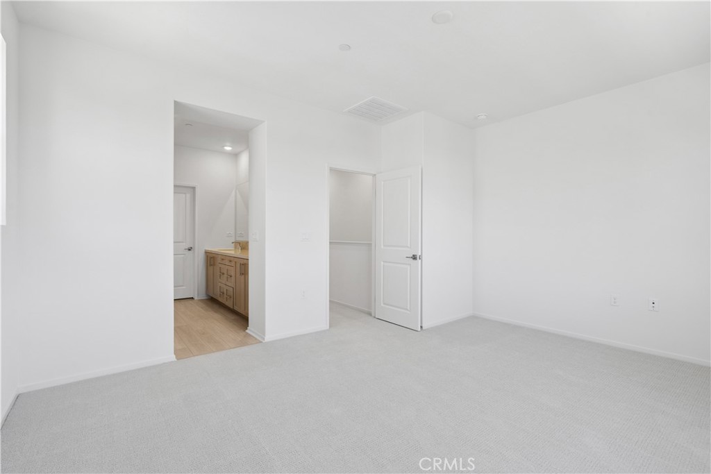 16073 W Preserve Loop Property Photo 14