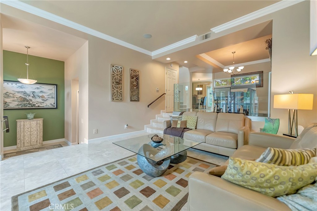 6056 Shadowbrook Circle Property Photo 6