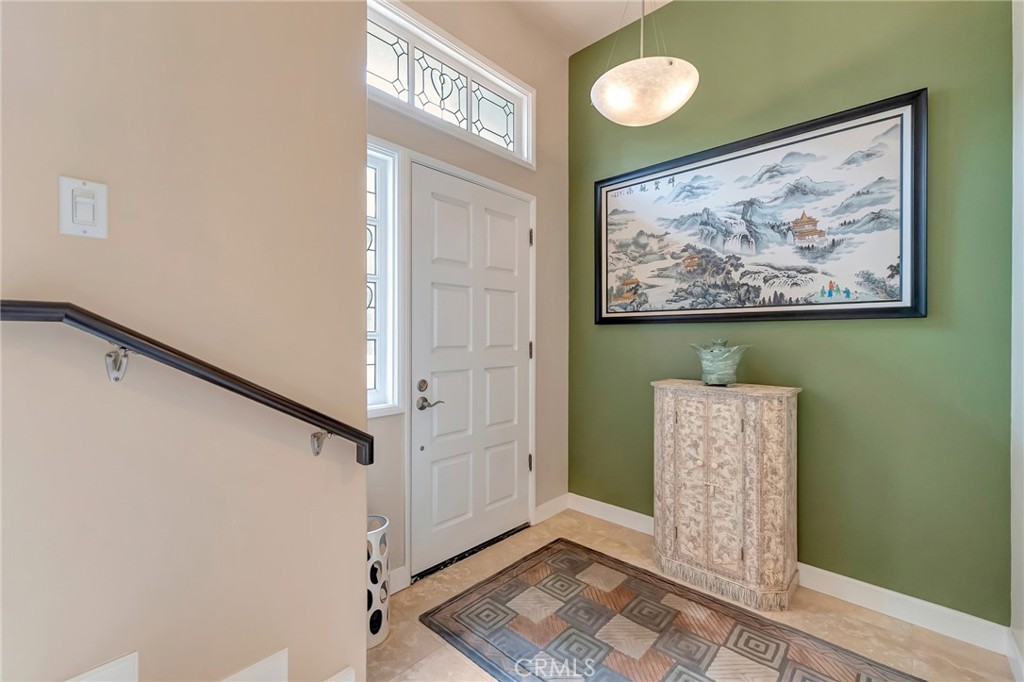 6056 Shadowbrook Circle Property Photo 8