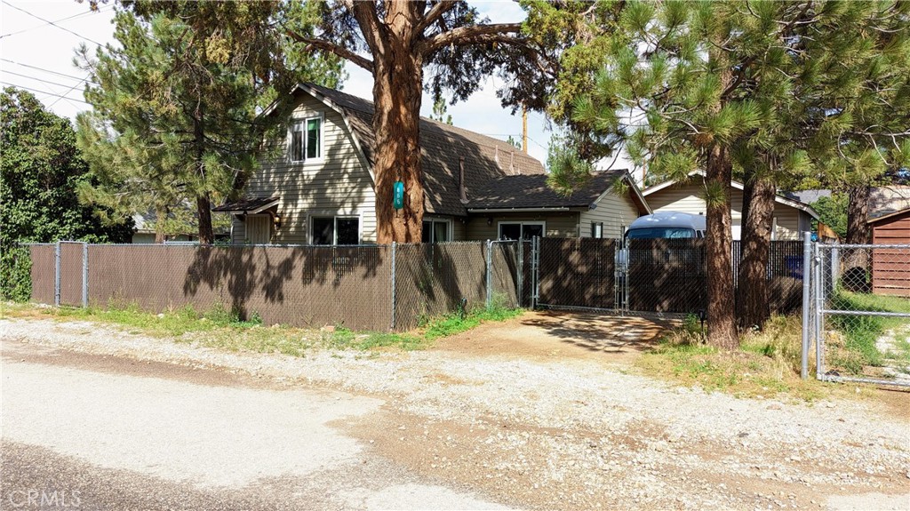866 Lakewood Drive Property Photo 32