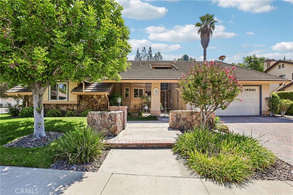 1248 Calle Estrella Property Photo 1