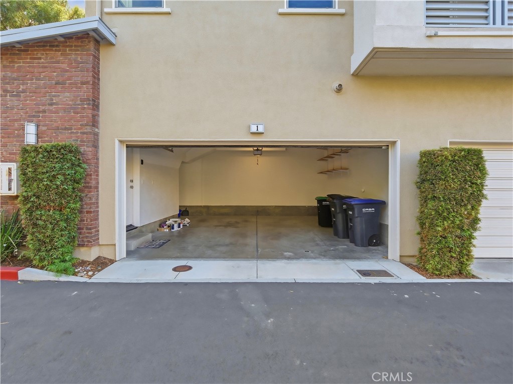 1 Vantis Drive Property Photo 38