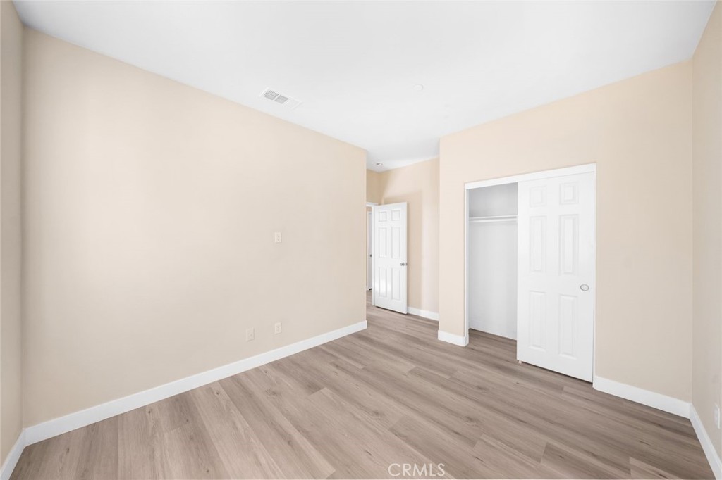 16005 Grape Avenue Property Photo 31