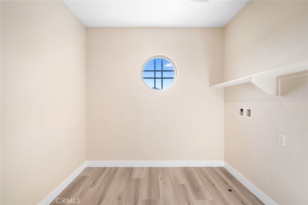 16005 Grape Avenue Property Photo 33