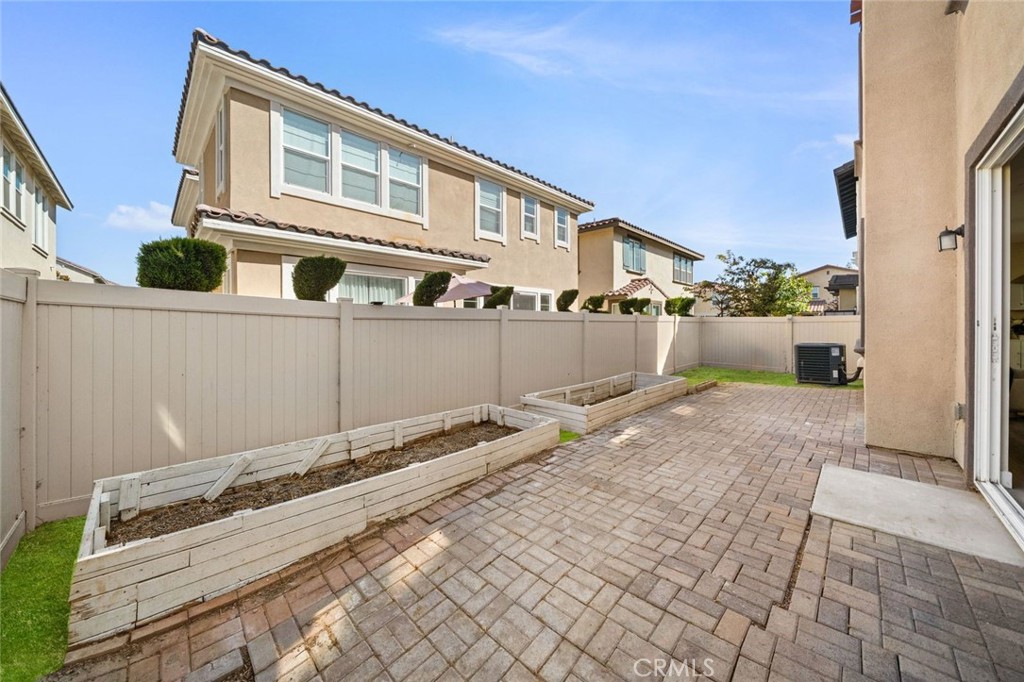 16005 Grape Avenue Property Photo 34