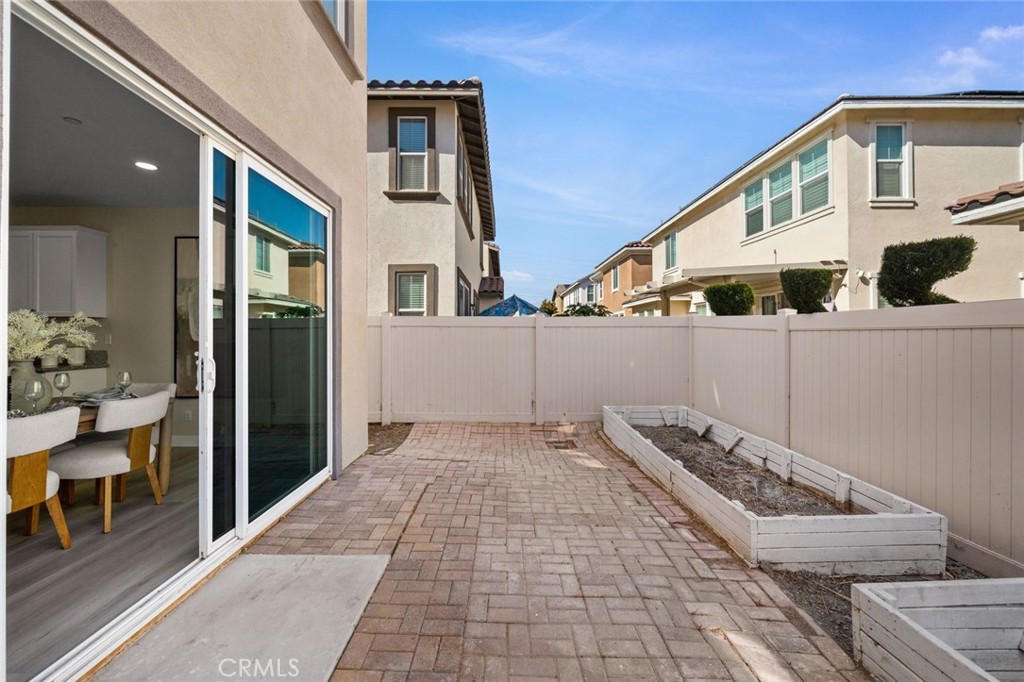 16005 Grape Avenue Property Photo 37